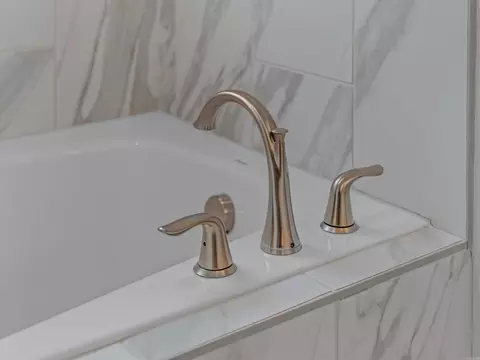 Bath - 122 Harmony Vlg, Haskell, AR 72015 photo 8 of 10