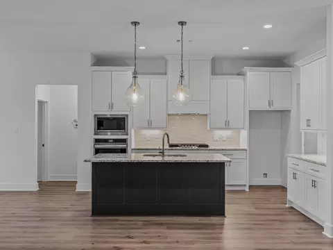 Kitchen - 122 Harmony Vlg, Haskell, AR 72015 photo 1 of 8
