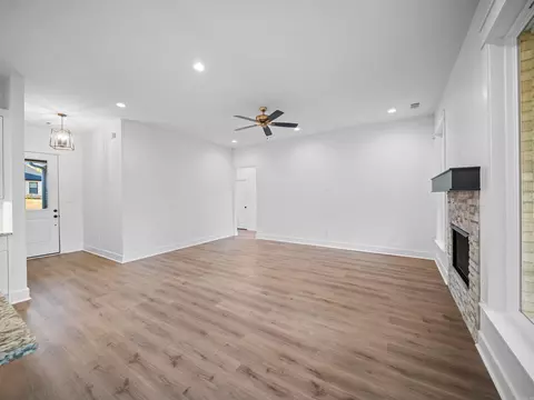 Living - 122 Harmony Vlg, Haskell, AR 72015 photo 1 of 4
