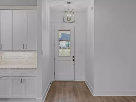 Entry Way - 122 Harmony Vlg, Haskell, AR 72015 photo 4 of 5