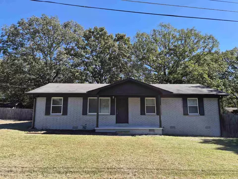 2002 Bobbitt Ln, Sherwood, AR 72120