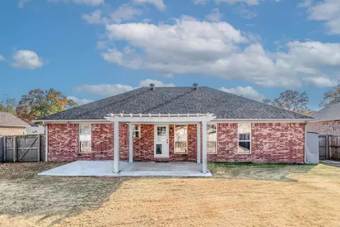 Exterior - 53 Eaglebrook, Conway, AR 72032 photo 6 of 6