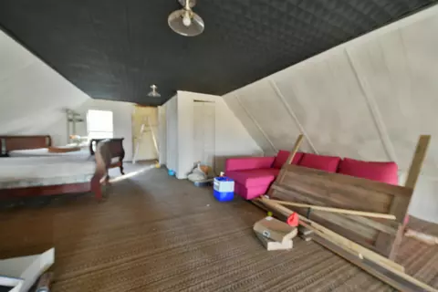 Bedroom - 183 Polk Road 68, Mena, AR 71953 photo 2 of 2