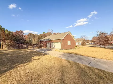 Exterior - 43 Gleneagle Dr, Cabot, AR 72023 photo 4 of 9
