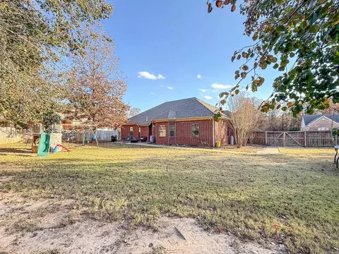 Exterior - 43 Gleneagle Dr, Cabot, AR 72023 photo 7 of 9