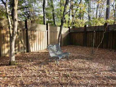 Exterior - 12 Elmwood Cir, Pine Bluff, AR 71603 photo 11 of 11