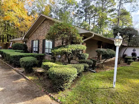 Exterior - 12 Elmwood Cir, Pine Bluff, AR 71603 photo 4 of 11