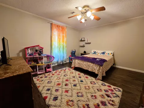 Bedroom - 12 Elmwood Cir, Pine Bluff, AR 71603 photo 4 of 7