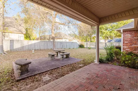 Exterior - 4012 Mockingbird Cv, Benton, AR 72015 photo 4 of 9