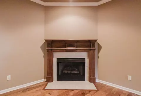 Living - 4012 Mockingbird Cv, Benton, AR 72015 photo 4 of 4