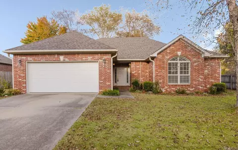 Exterior - 4012 Mockingbird Cv, Benton, AR 72015 photo 1 of 9