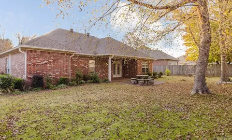 Exterior - 4012 Mockingbird Cv, Benton, AR 72015 photo 7 of 9