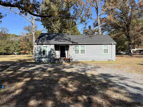 7101 Oxford Dr, Pine Bluff, AR 71602