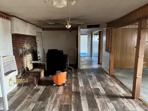 Living - 2260 Bigger Reyno Rd, Biggers, AR 72413 photo 1 of 3