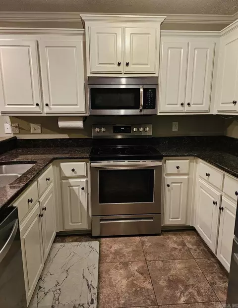 Kitchen - 709 Mango Loop, Austin, AR 72007 photo 1 of 2