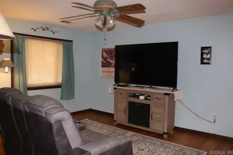 511 S Ash St, Harrison, AR 72601 photo 4