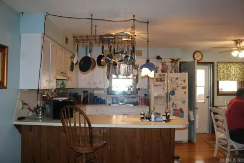 511 S Ash St, Harrison, AR 72601 photo 5