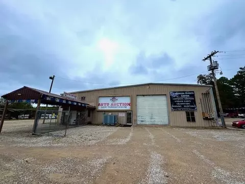 50 S Pottawattamie Dr, Cherokee Village, AR 72529
