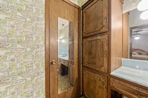 Bath - 115 Heritage Pl, De Queen, AR 71832 photo 3 of 5