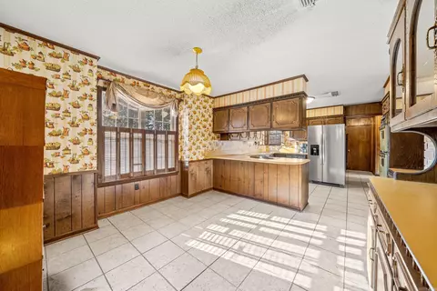 Kitchen - 115 Heritage Pl, De Queen, AR 71832 photo 5 of 5