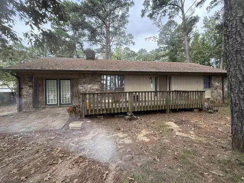 50 Moreland Dr, Greers Ferry, AR 72067