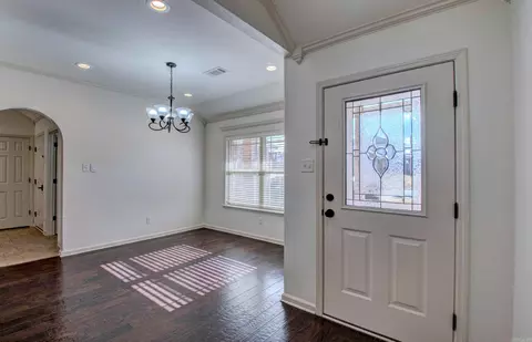 Entry Way - 83 Earnhardt Cir, Cabot, AR 72023 photo 1 of 8