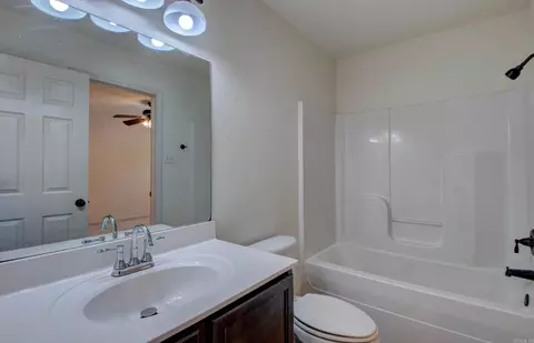 Bath - 83 Earnhardt Cir, Cabot, AR 72023 photo 2 of 4