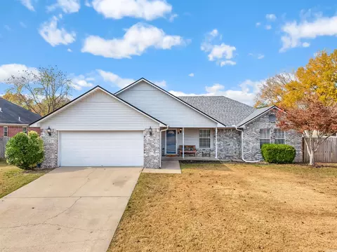 Exterior - 425 Cheyenne Ln, Conway, AR 72032 photo 1 of 5