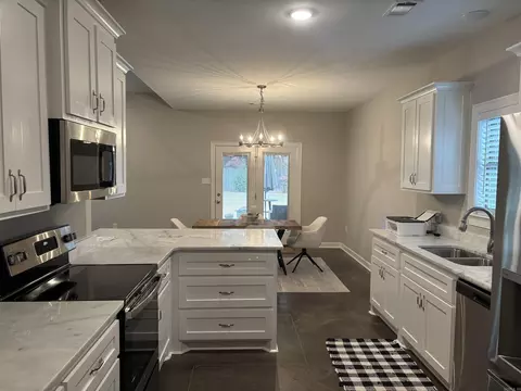 Kitchen - 2850 Carmichael Dr, Conway, AR 72034 photo 2 of 4