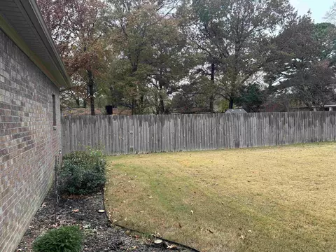 Exterior - 2850 Carmichael Dr, Conway, AR 72034 photo 5 of 5