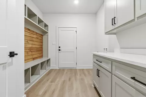 Entry Way - 12 Pasley Park, Bryant, AR 72022 photo 1 of 2