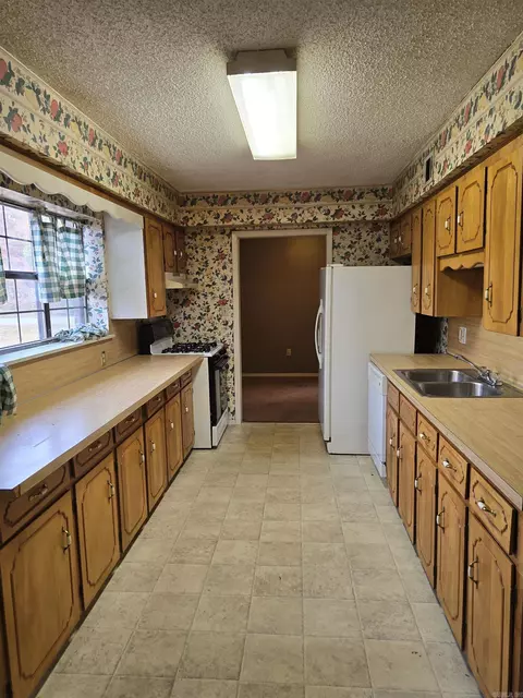 1700 W Iowa St, Beebe, AR 72012 photo 31