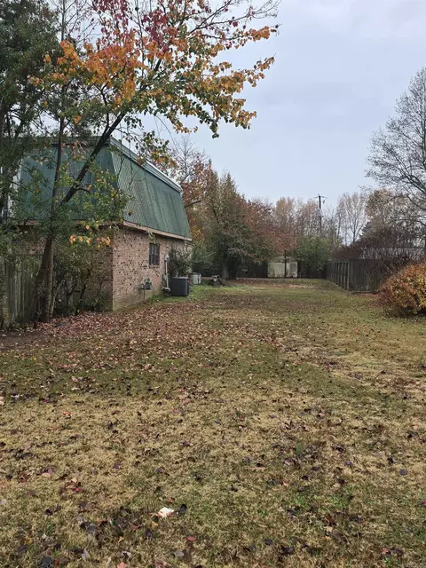 1700 W Iowa St, Beebe, AR 72012 photo 5