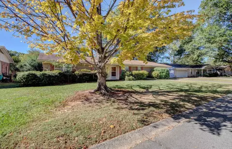 1307 Hillcrest, Conway, AR 72034 photo 3