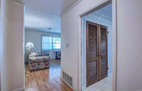 1307 Hillcrest, Conway, AR 72034 photo 6
