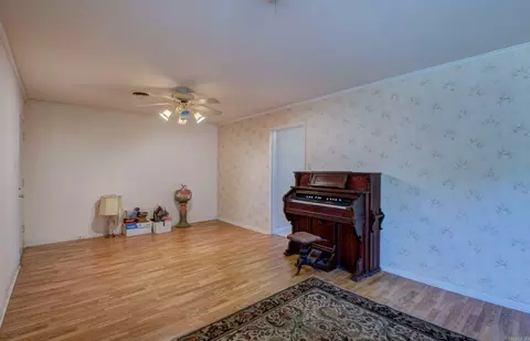 1307 Hillcrest, Conway, AR 72034 photo 11