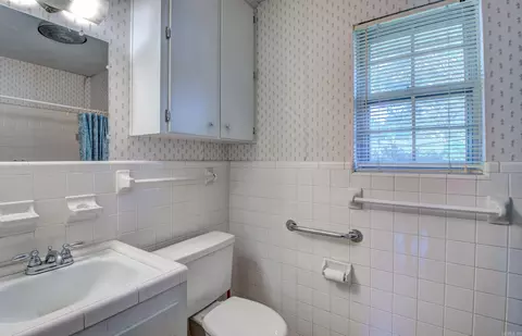 1307 Hillcrest, Conway, AR 72034 photo 32