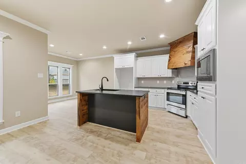 Kitchen - 220 Heather Loop, Beebe, AR 72012 photo 1 of 8