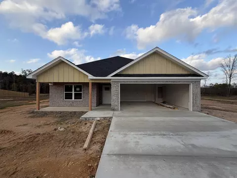 1024 Duke Dr, Bauxite, AR 72011 photo 1
