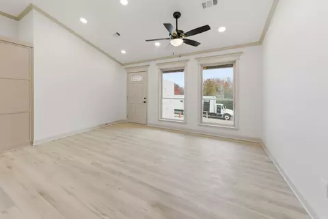 Living - 720 Moon Rd, Ward, AR 72176 photo 2 of 5