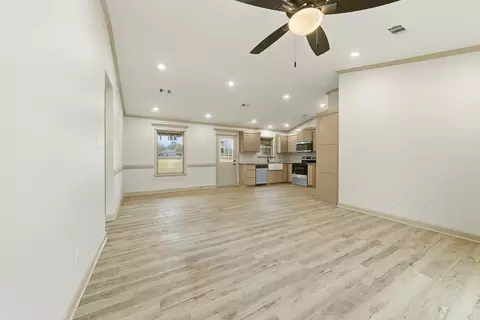Living - 720 Moon Rd, Ward, AR 72176 photo 4 of 5