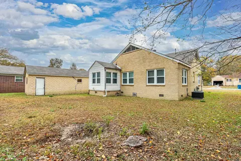 511 E Sullenberger Ave, Malvern, AR 72104 photo 2