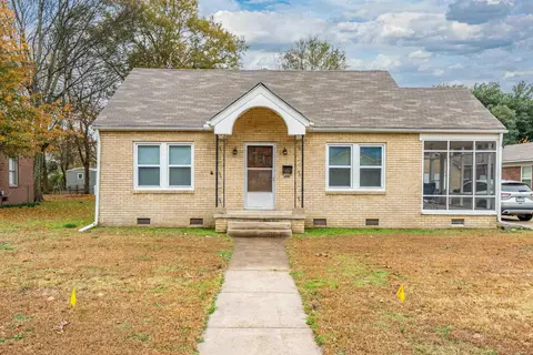 511 E Sullenberger Ave, Malvern, AR 72104 photo 1