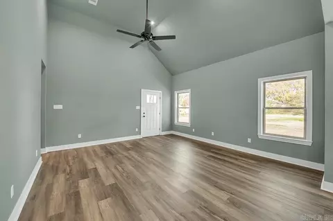 Living - 411 N 4th St, Cabot, AR 72023 photo 4 of 4