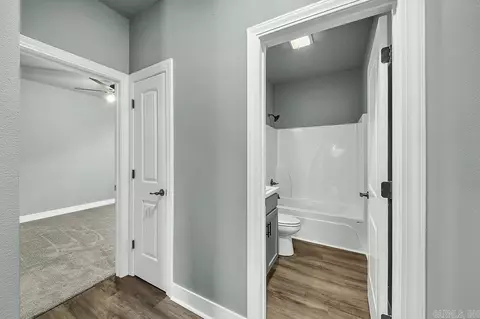 Entry Way - 411 N 4th St, Cabot, AR 72023 photo 4 of 4