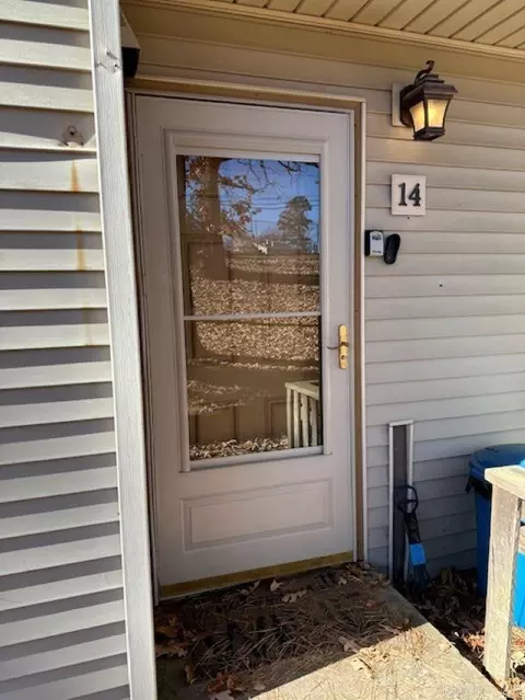 104 Chelsea Dr Apt 14 Dr, Fairfield Bay, AR 72088