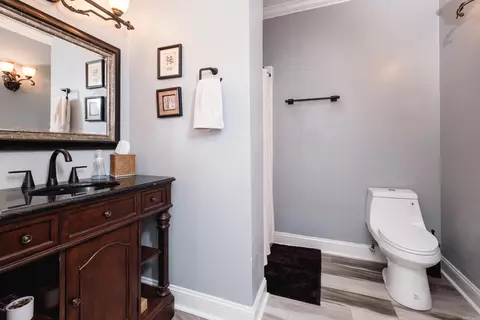 Bath - 7401 Rosswood, Pine Bluff, AR 71603 photo 1 of 5
