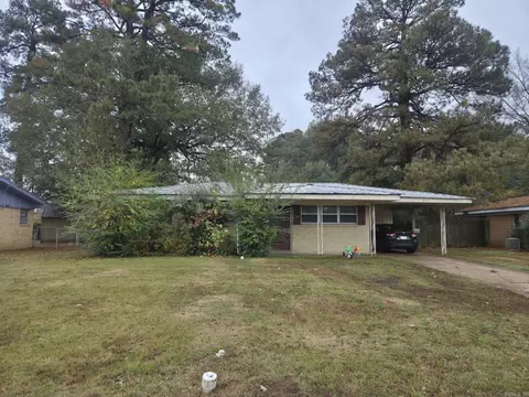 3404 Violet Dr, Pine Bluff, AR 71603