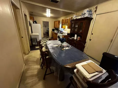 Dining - 2212 S Maple St, Pine Bluff, AR 71603 photo 1 of 1
