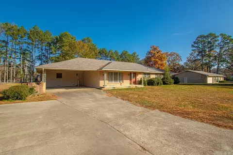 Exterior - 148 Windcrest Dr, Malvern, AR 72104 photo 9 of 14